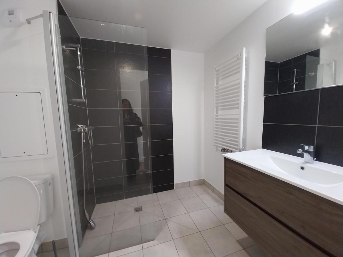 
																																							3 pièces - 
																																						3ème étage - 65m² - 789,32 € - Photo #3