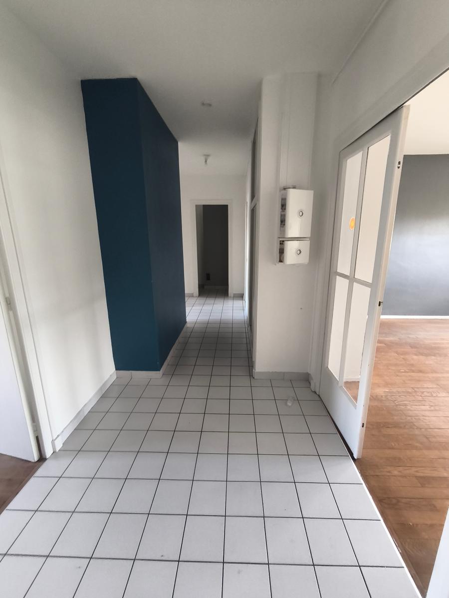 
																																							4 pièces - 
																																						5ème étage 275 000 € - Photo #7