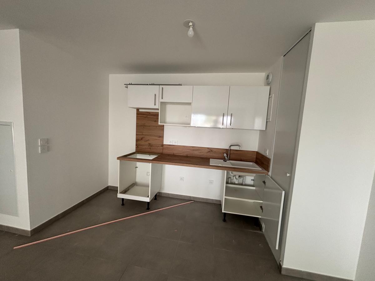 3 pièces - 1er étage - 66m² - 706,11 € - Photo #3