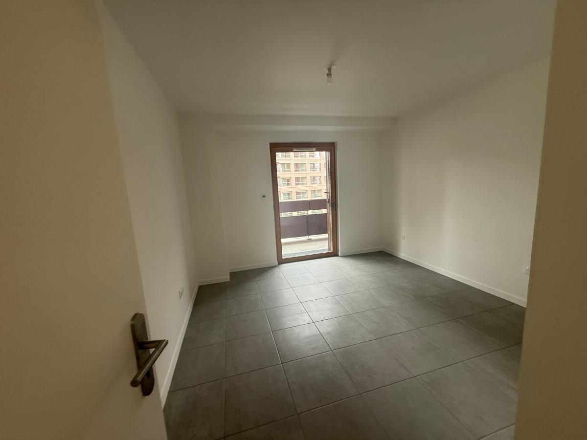 
																			2 pièces - 
																		1er étage - 51m² - 1 076,87 € - Photo #3