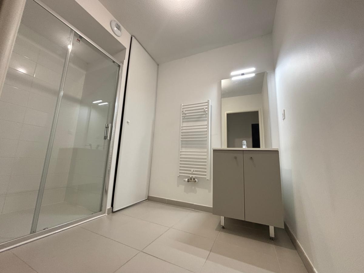 
																																							2 pièces - 
																																						RDC - 41m² - 505,67 € - Photo #4