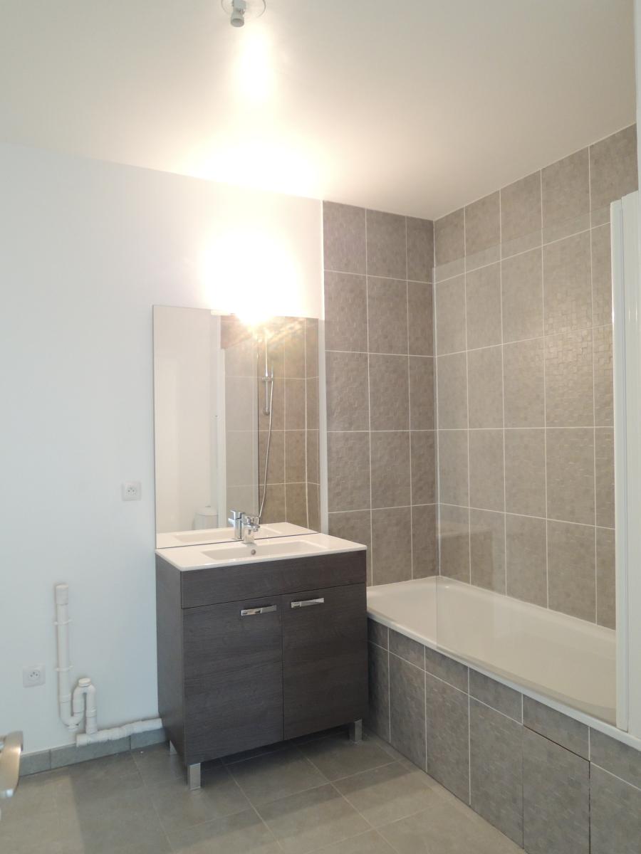 
																																							3 pièces - 
																																						5ème étage - 73m² - 1 177,08 € - Photo #5