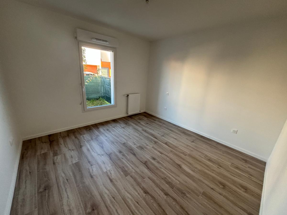 
																																							2 pièces - 
																																						RDC - 41m² - 505,67 € - Photo #3