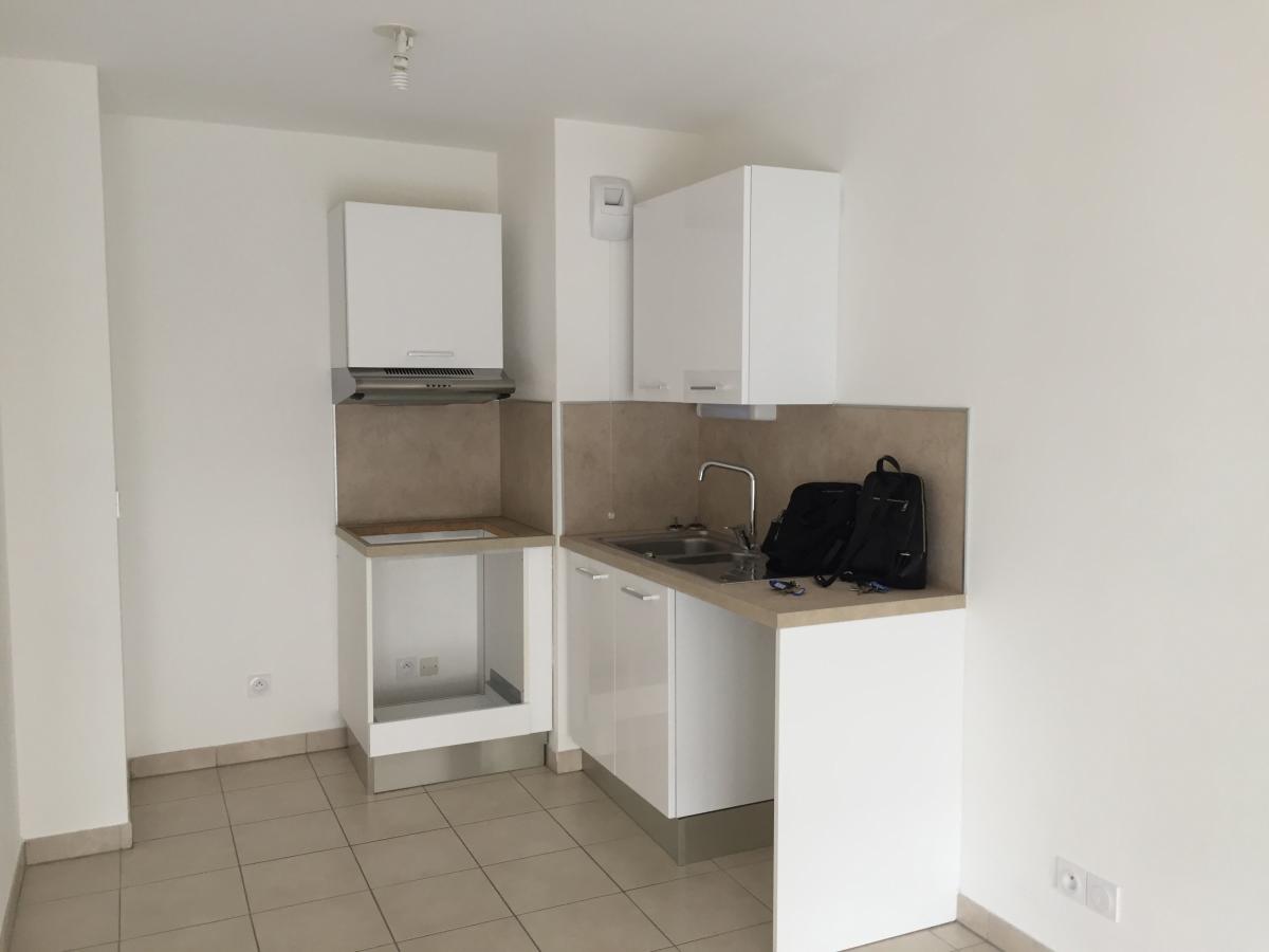 
																																							2 pièces - 
																																						1er étage - 45m² - 774,40 € - Photo #3