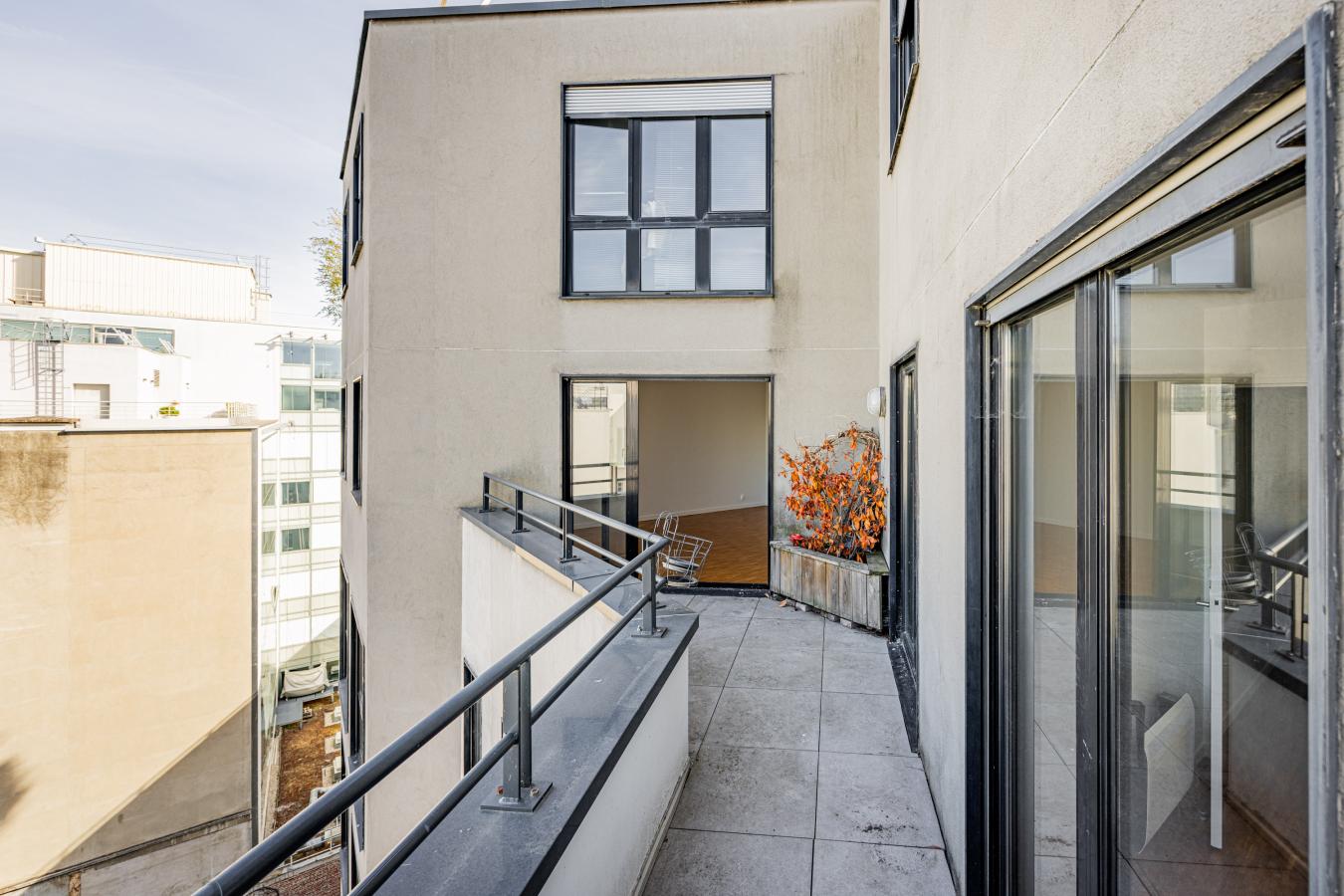 
																																							2 pièces - 
																																						9ème étage - 66m² - 630 000 € - Photo #1