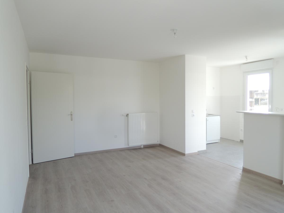 
																																							3 pièces - 
																																						5ème étage - 73m² - 1 177,08 € - Photo #1