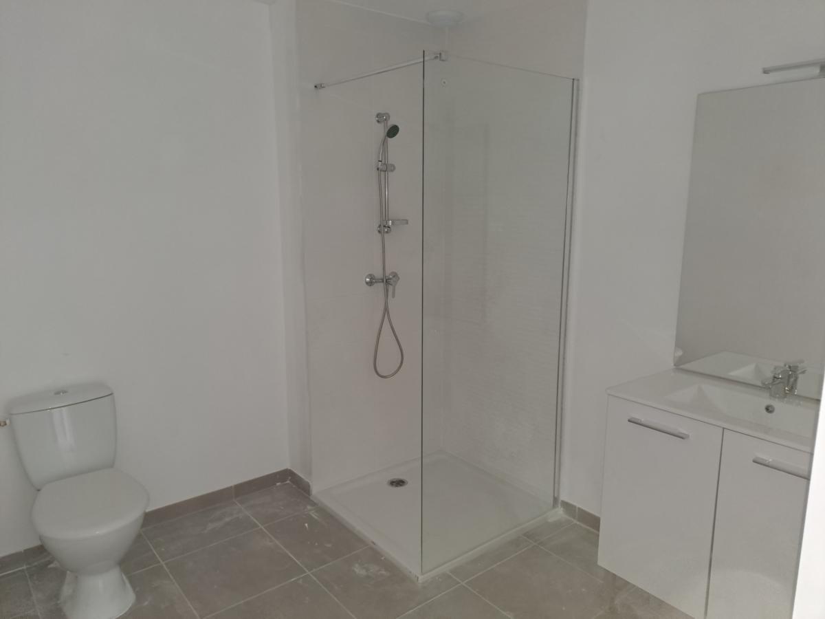 
																																							6 pièces - 
																																						RDC - 116m² - 1 189,41 € - Photo #3