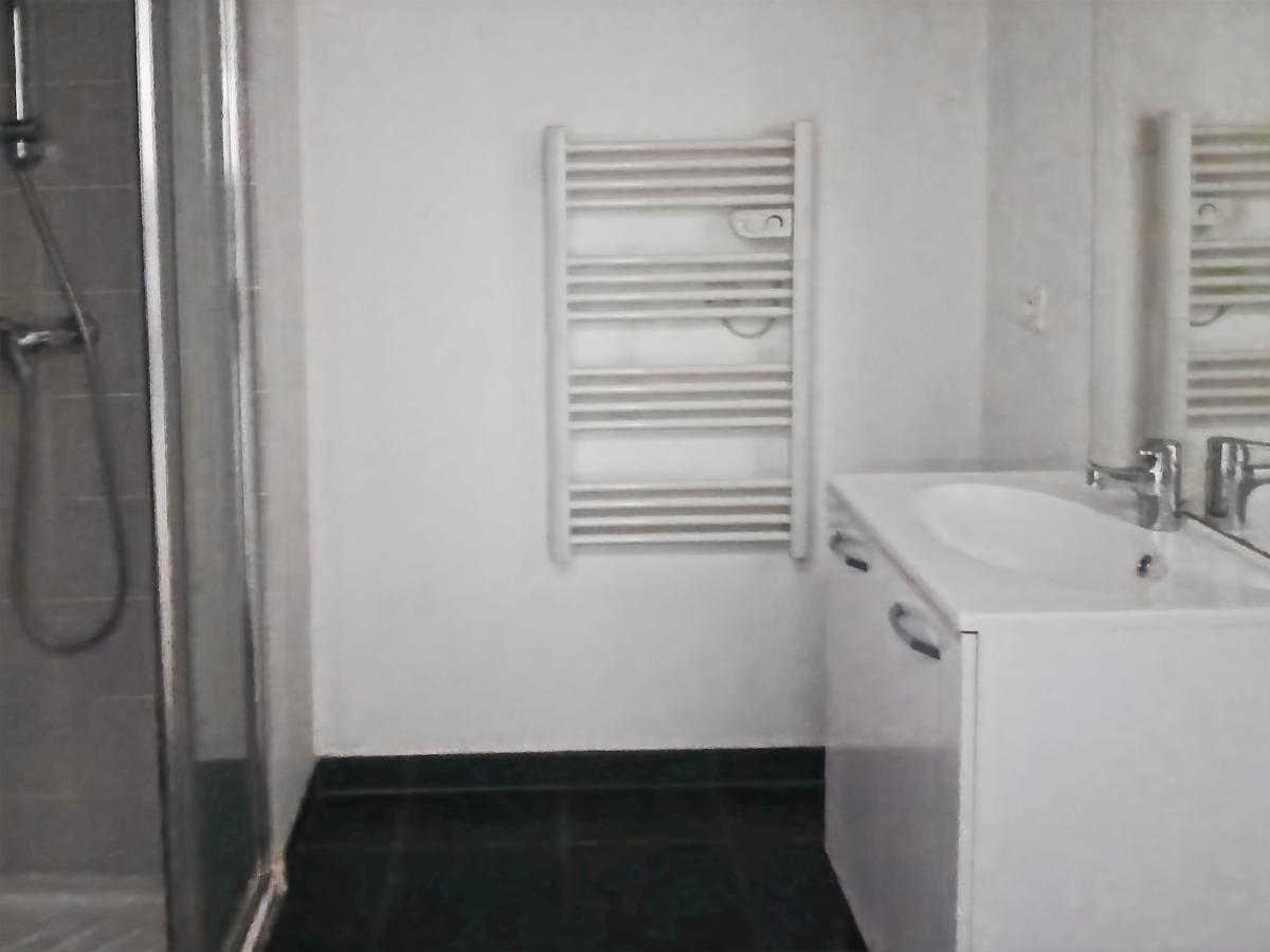 
																																							3 pièces - 
																																						1er étage - 58m² - 1 126,51 € - Photo #6