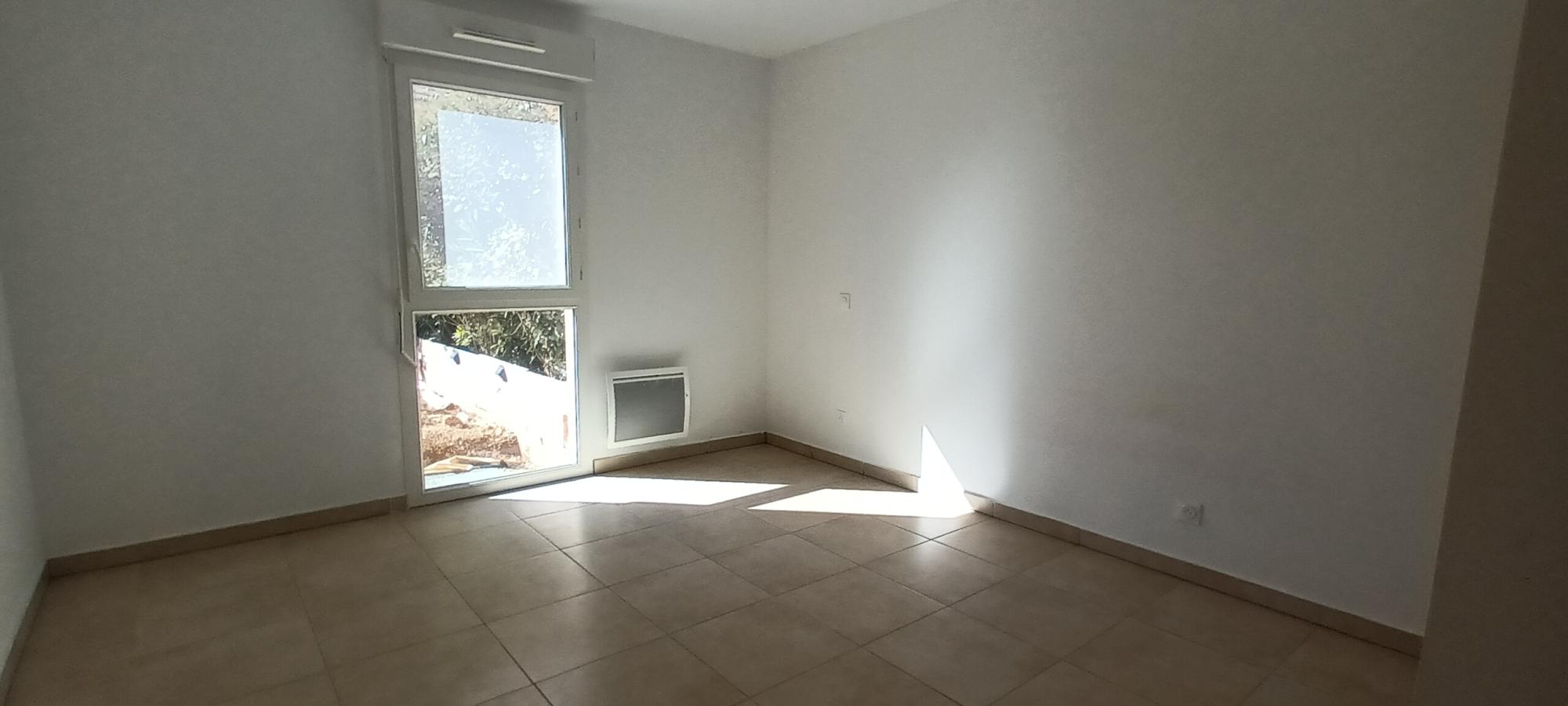 
																																							2 pièces - 
																																						RDC - 49m² - 644,84 € - Photo #4