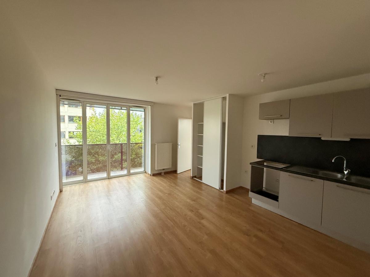
																																							2 pièces - 
																																						2ème étage - 46m² - 710,35 € - Photo #1