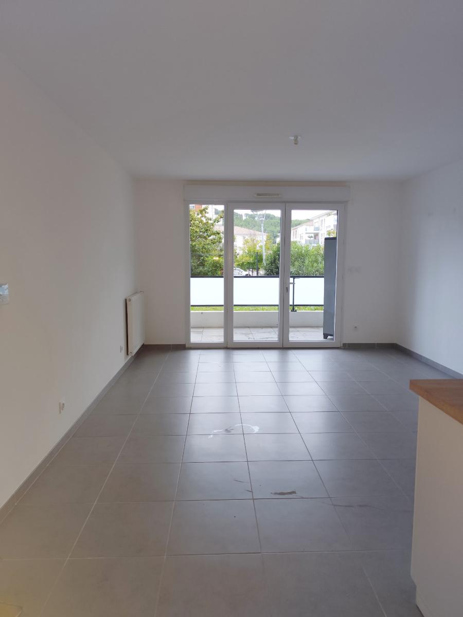
																																							2 pièces - 
																																						RDC - 50m² - 828,63 € - Photo #4