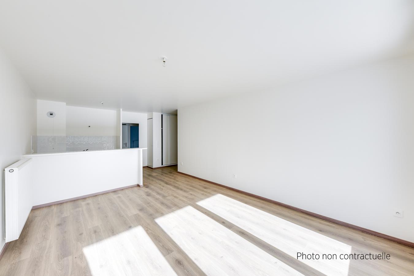 
																																							2 pièces - 
																																						2ème étage - 43m² - 827,72 € - Photo #2