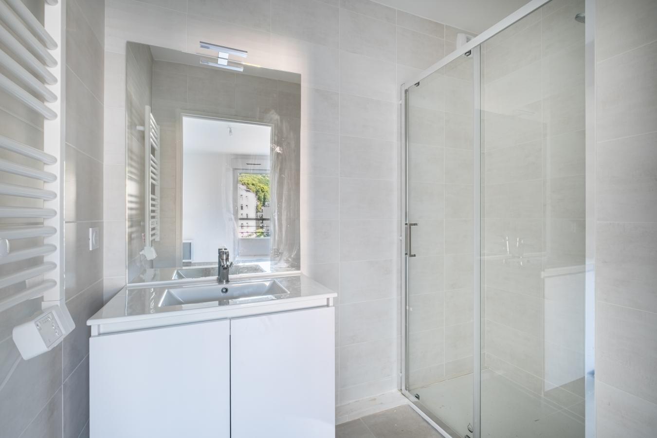 4 pièces - 5ème étage - 127m² - 3 142,30 € - Photo #4