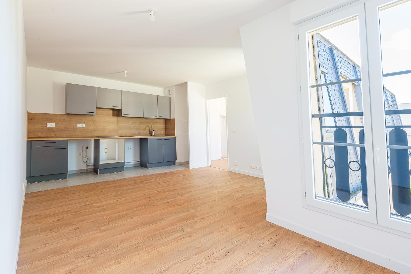 
																																							3 pièces - 
																																						4ème étage - 54m² - 1 207,13 € - Photo #3