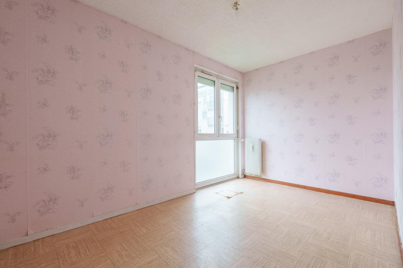 
																			3 pièces – 
																		2ème étage – 65m² - 74 000 € - Photo #4