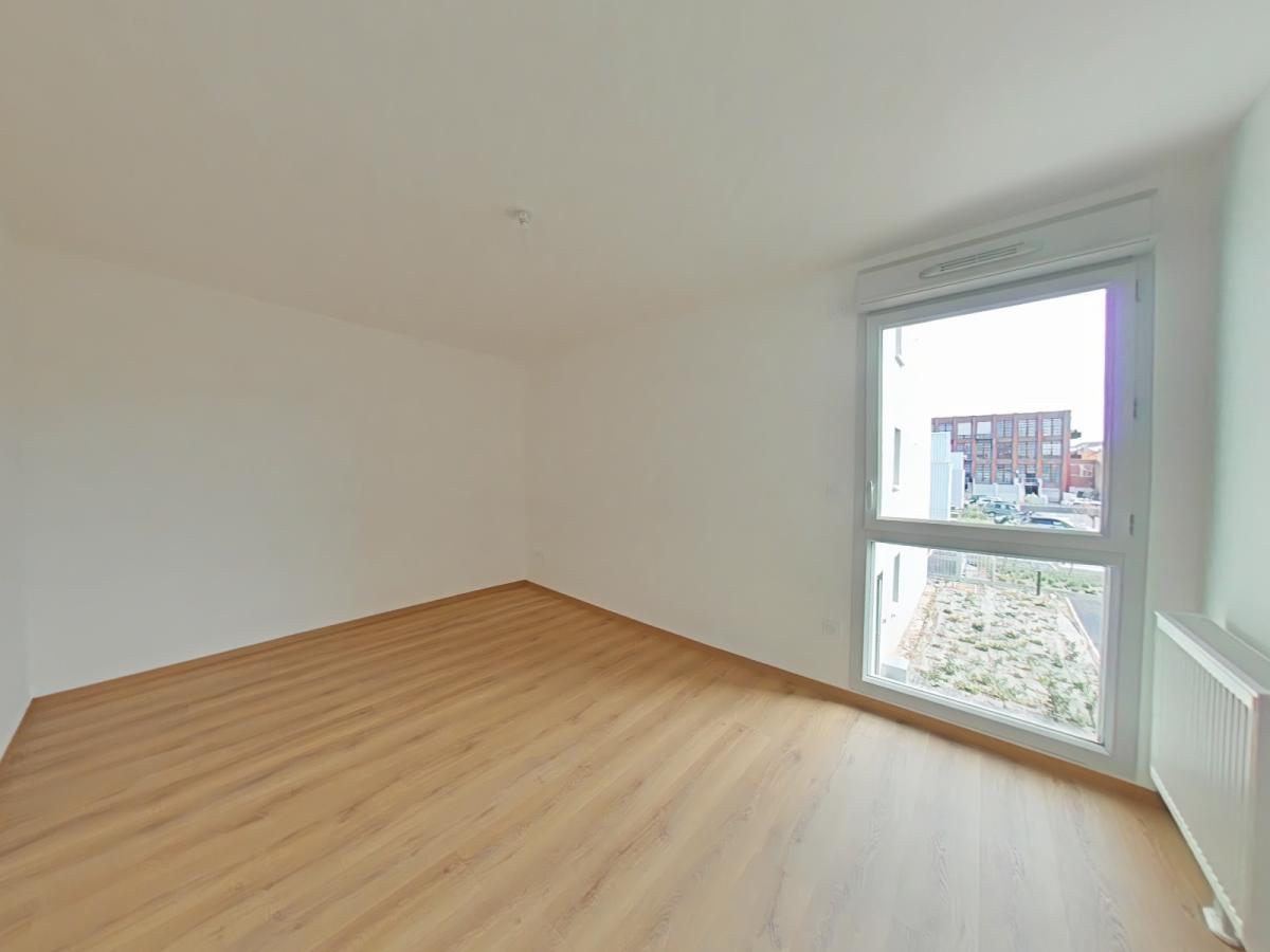 
																																							2 pièces - 
																																						2ème étage - 48m² - 628,89 € - Photo #2