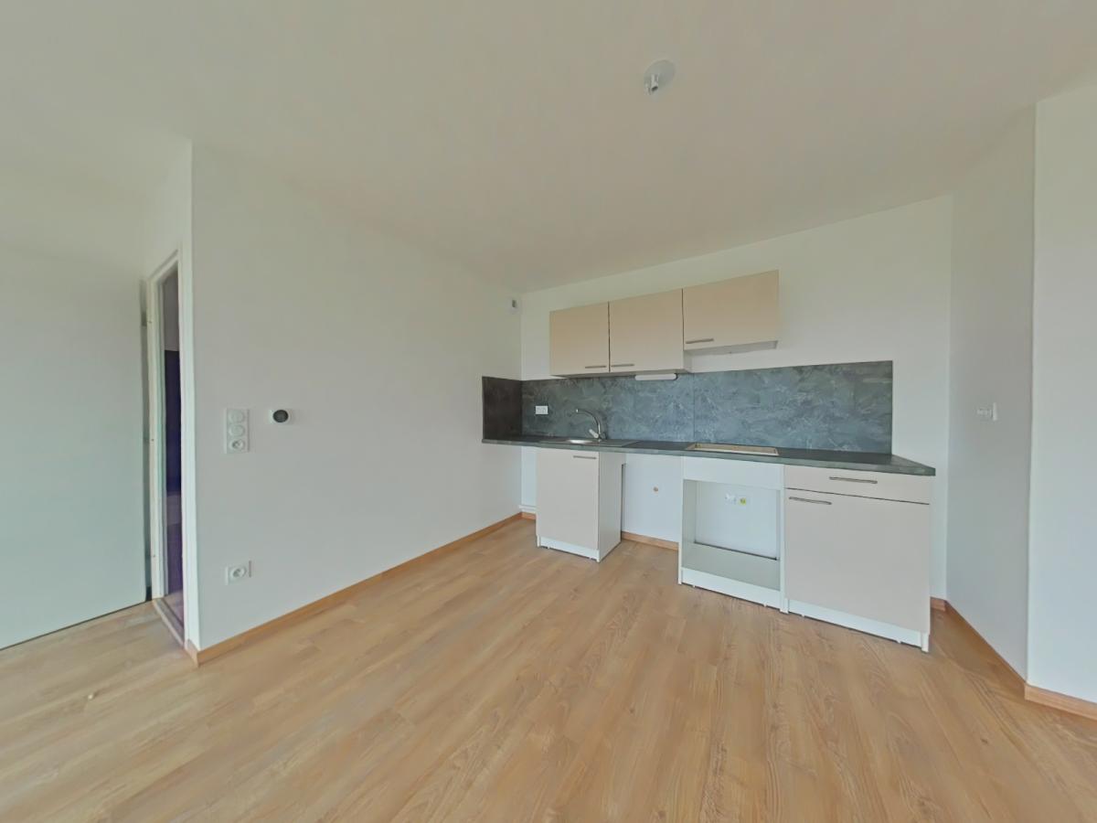 
																																							3 pièces - 
																																						4ème étage - 68m² - 820,50 € - Photo #1