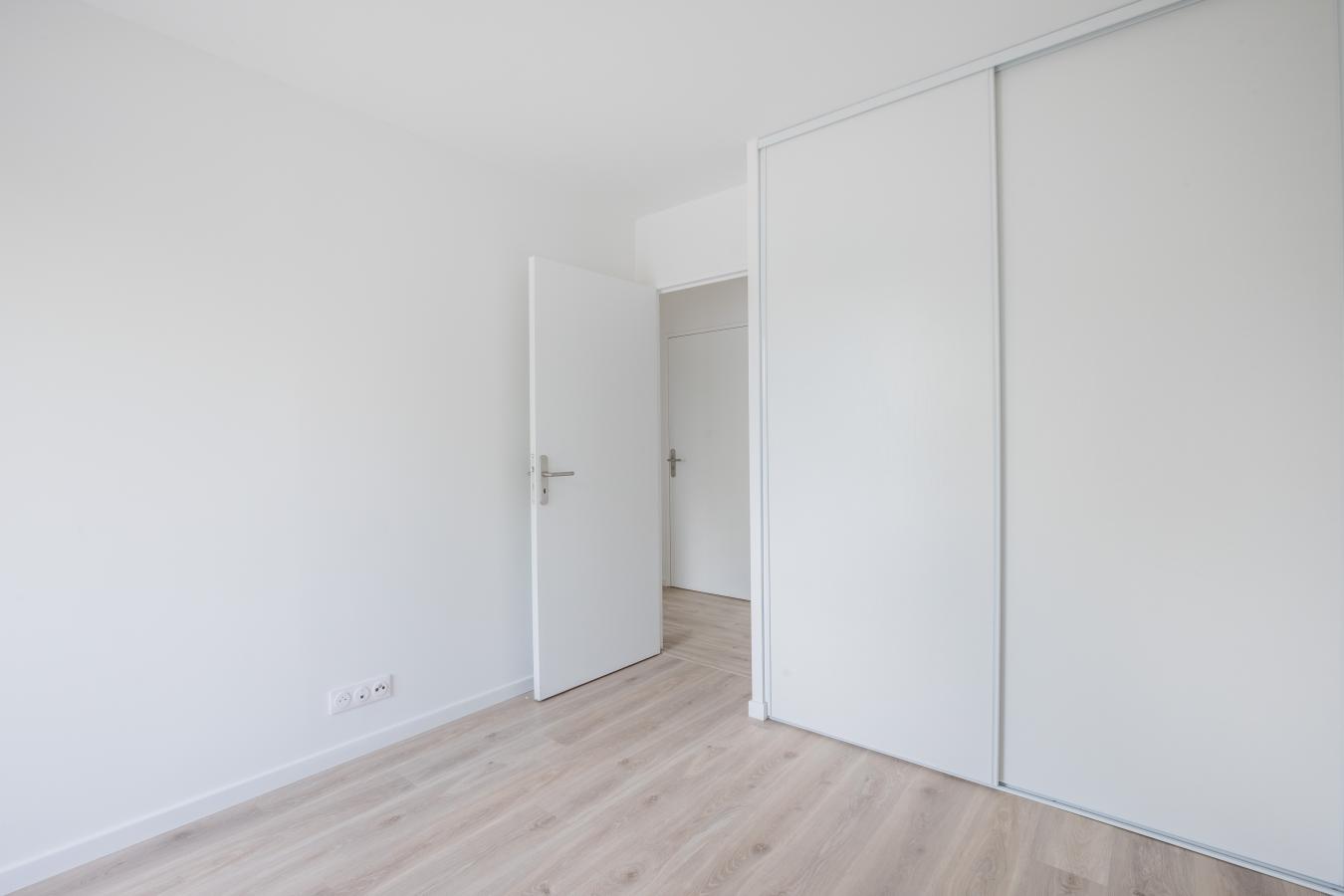 
																																							3 pièces - 
																																						2ème étage - 61m² - 1 375,09 € - Photo #4
