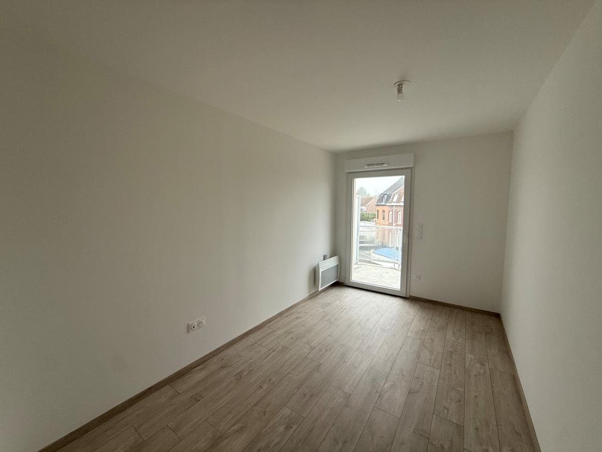 3 pièces - 2ème étage - 64m² - 800,34 € - Photo #3