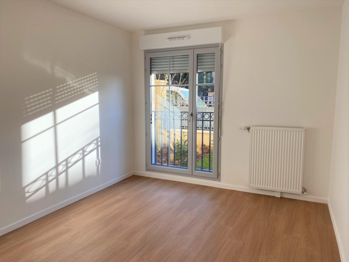 
																			3 pièces - 
																		3ème étage - 59m² - 1 164,72 € - Photo #2
