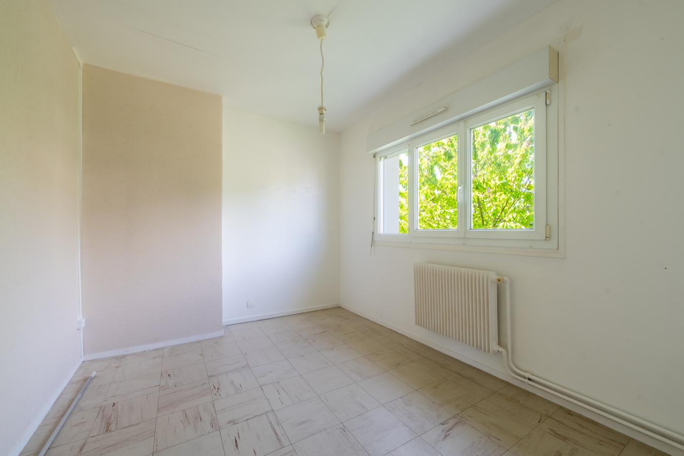 4 pièces - RDC - 74m² - 142 000 € - Photo #4