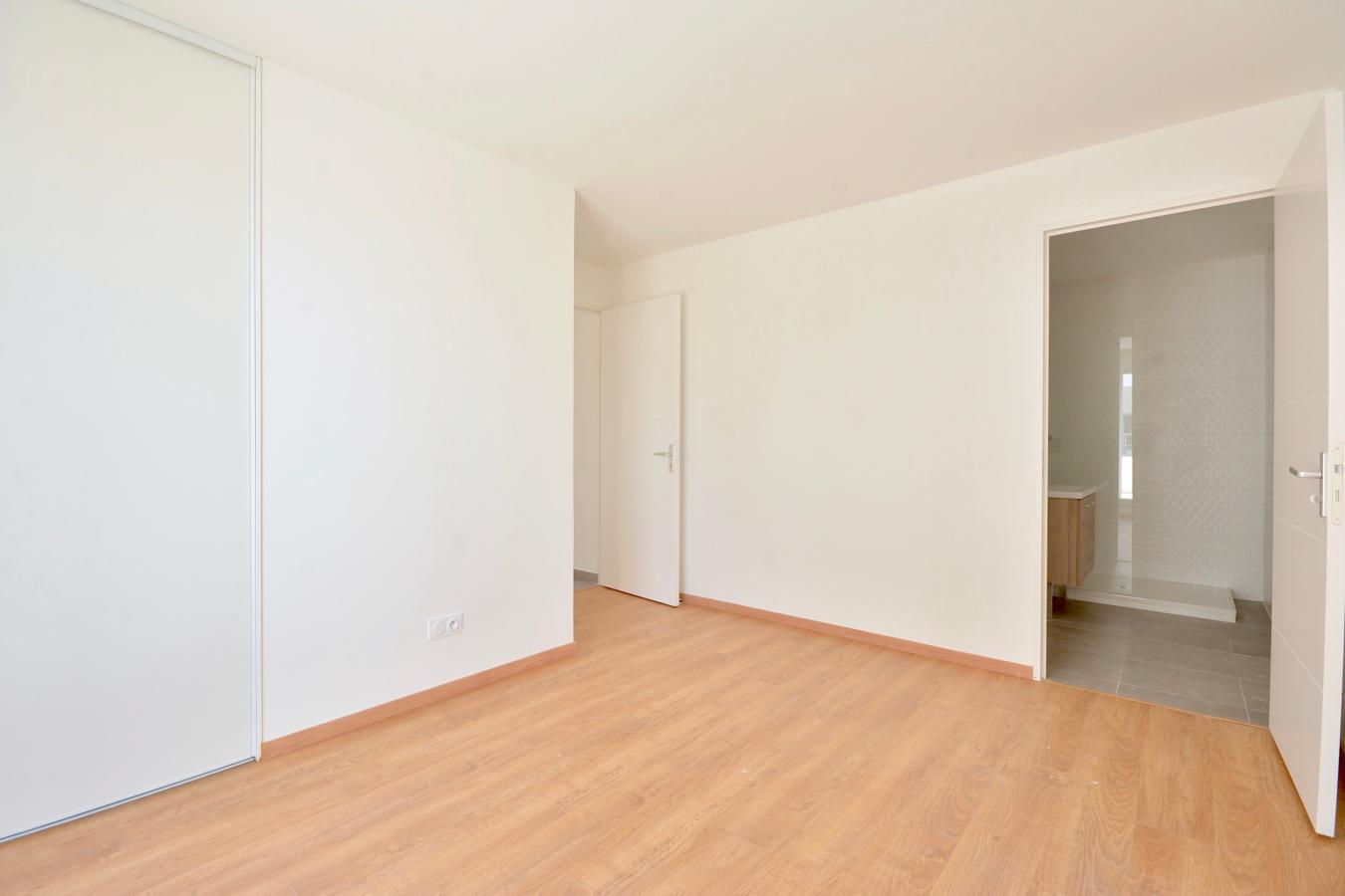 
																																							4 pièces - 
																																						7ème étage - 91m² - 1 533,47 € - Photo #7