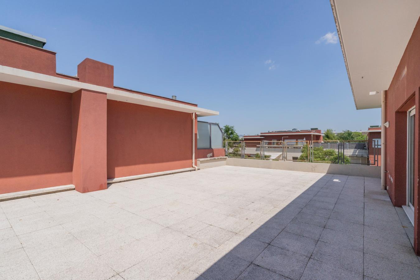
																																							4 pièces - 
																																						3ème étage - 103m² - 295 000 € - Photo #1