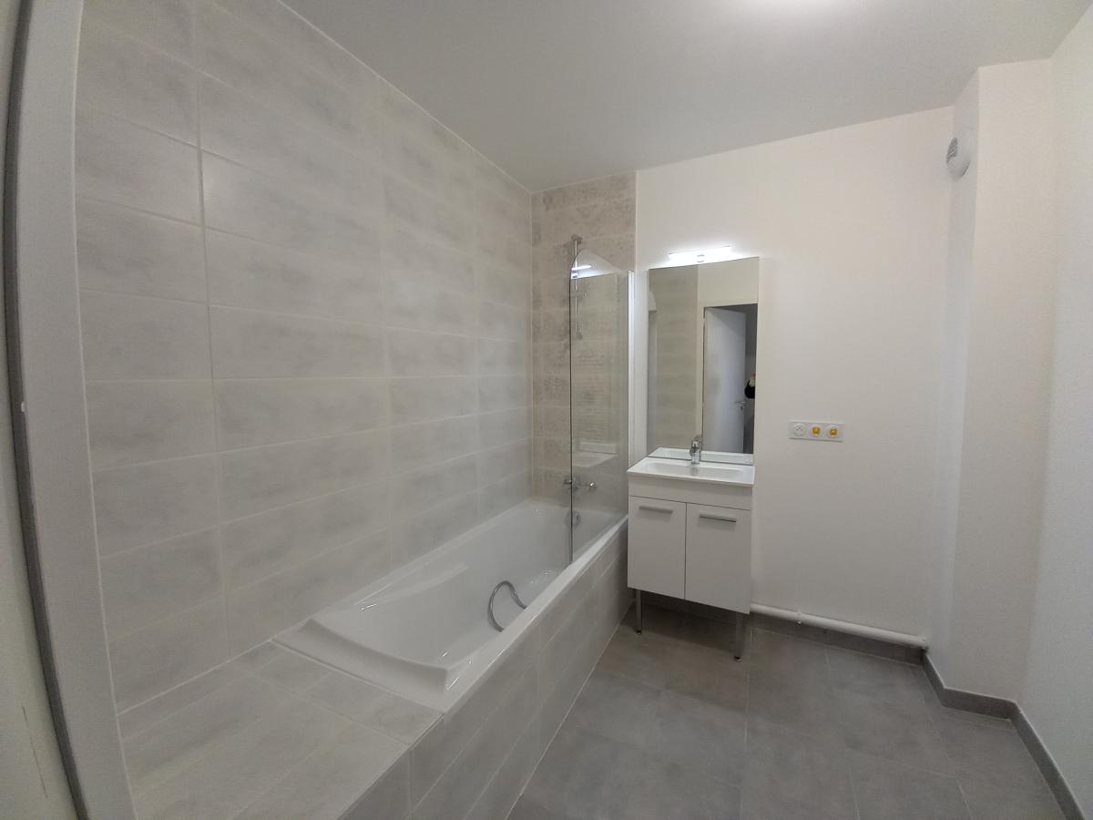 
																																							3 pièces - 
																																						2ème étage - 66m² - 778,87 € - Photo #7