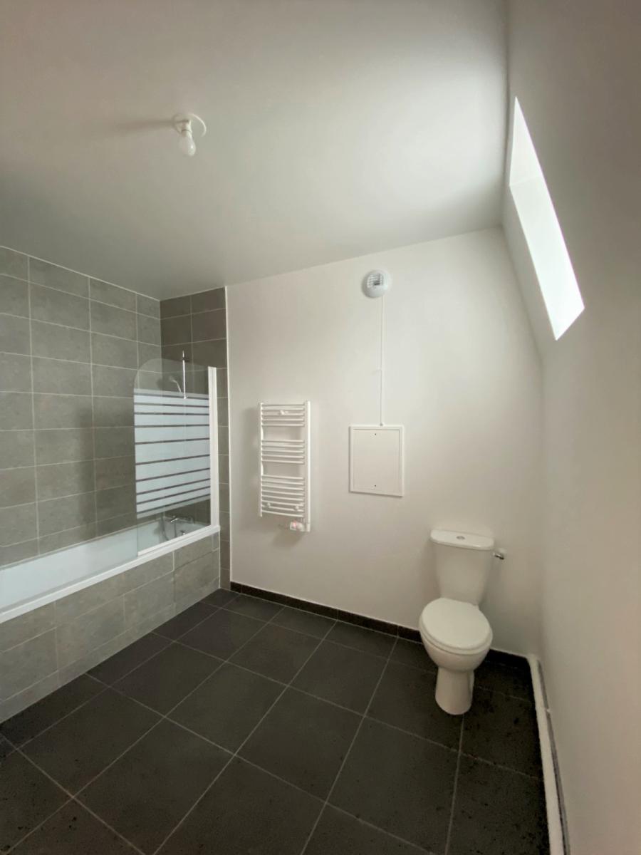
																			3 pièces - 
																		5ème étage - 58m² - 1 105,16 € - Photo #4