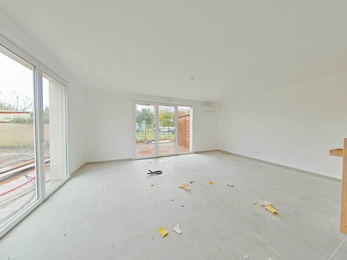 4 pièces - RDC - 88m² - 1 115,15 € - Photo #1