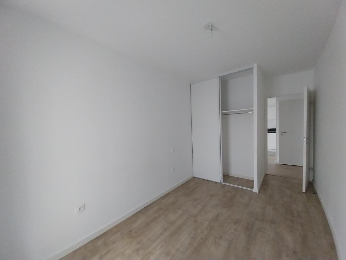 
																																							3 pièces - 
																																						1er étage - 79m² - 1 044,11 € - Photo #5