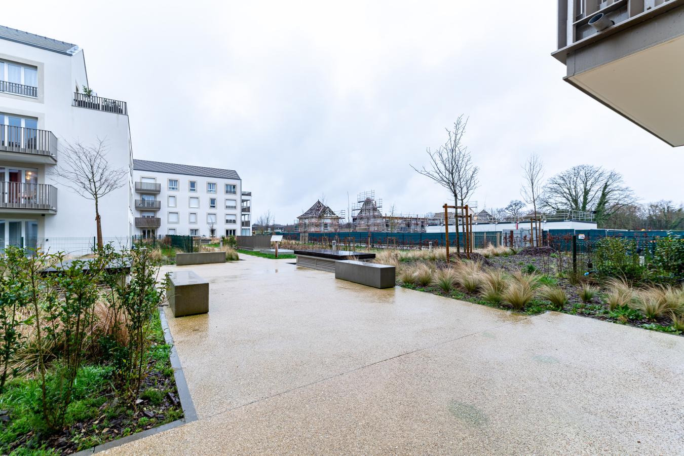 
																																							4 pièces - 
																																						2ème étage - 84m² - 1 564,09 € - Photo #4