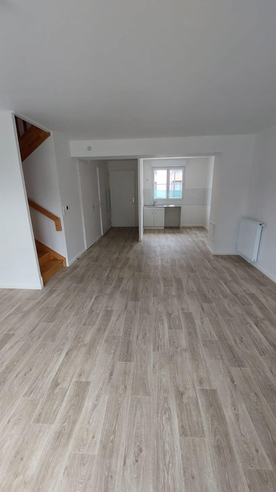 
																																							4 pièces - 
																																						RDC - 89m² - 895,08 € - Photo #4