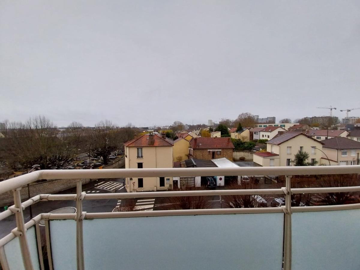 
																			3 pièces - 
																		4ème étage - 61m² - 249 000 € - Photo #0