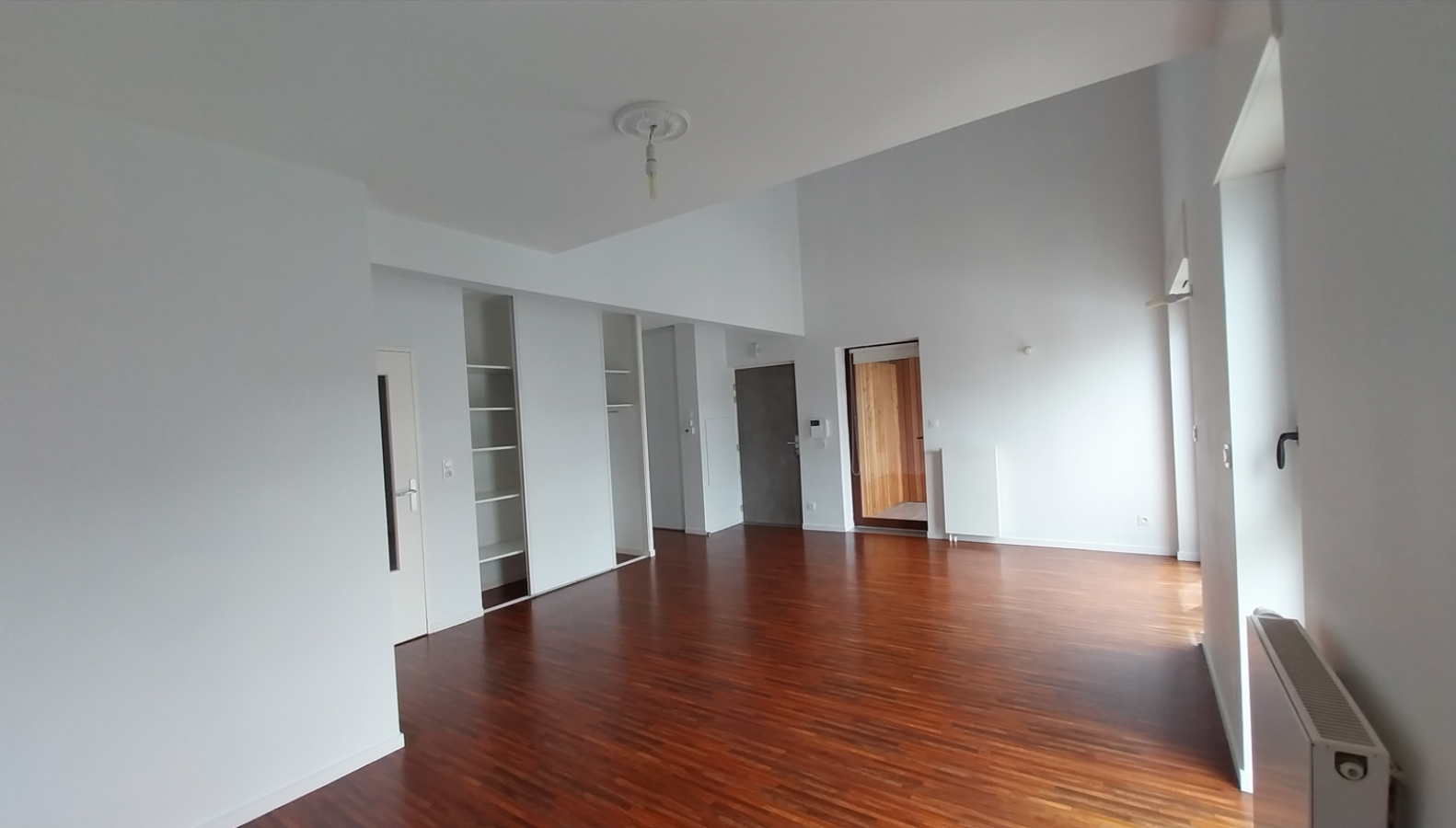 5 pièces - 6ème étage - 116m² - 1 395,34 € - Photo #3