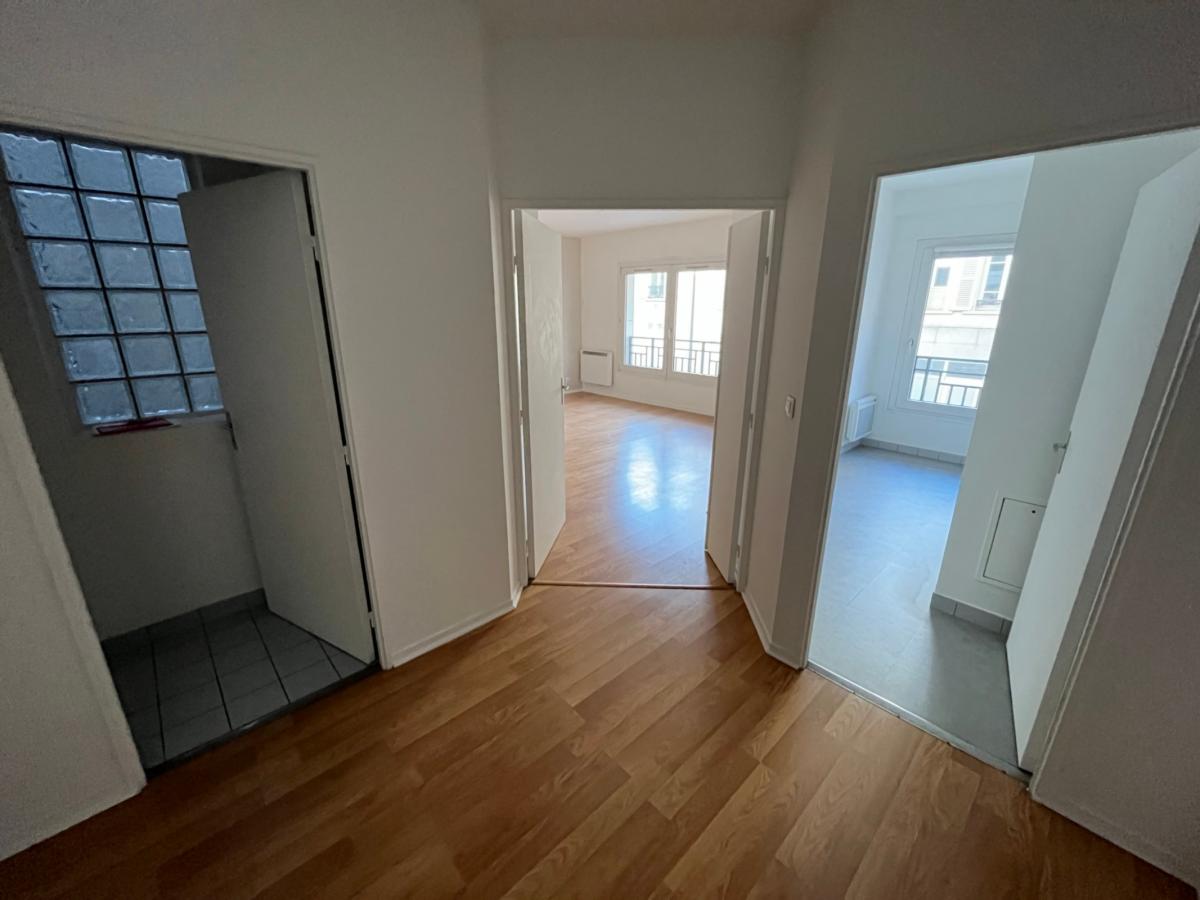 
																			2 pièces - 
																		2ème étage - 51m² - 1 615,92 € - Photo #4