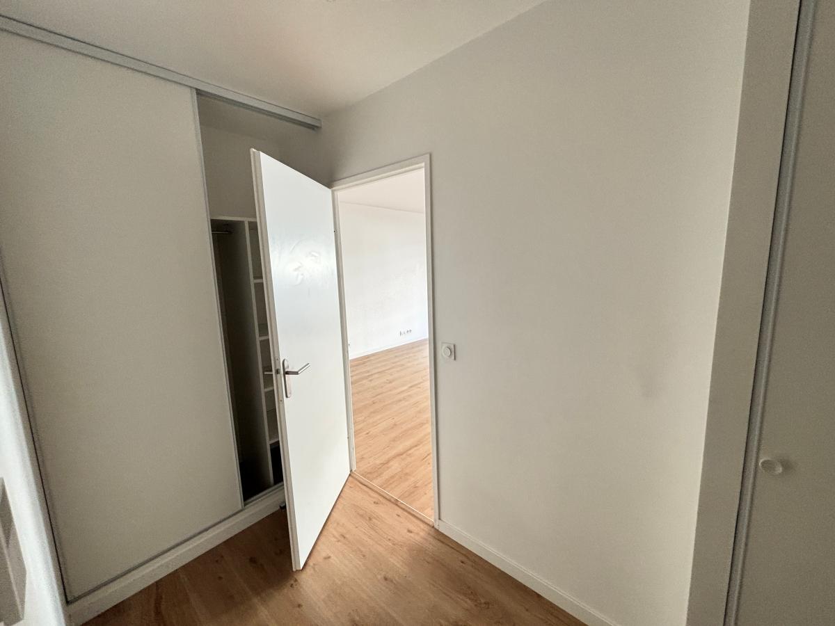 2 pièces - RDC - 57m² - 1 293,06 € - Photo #2