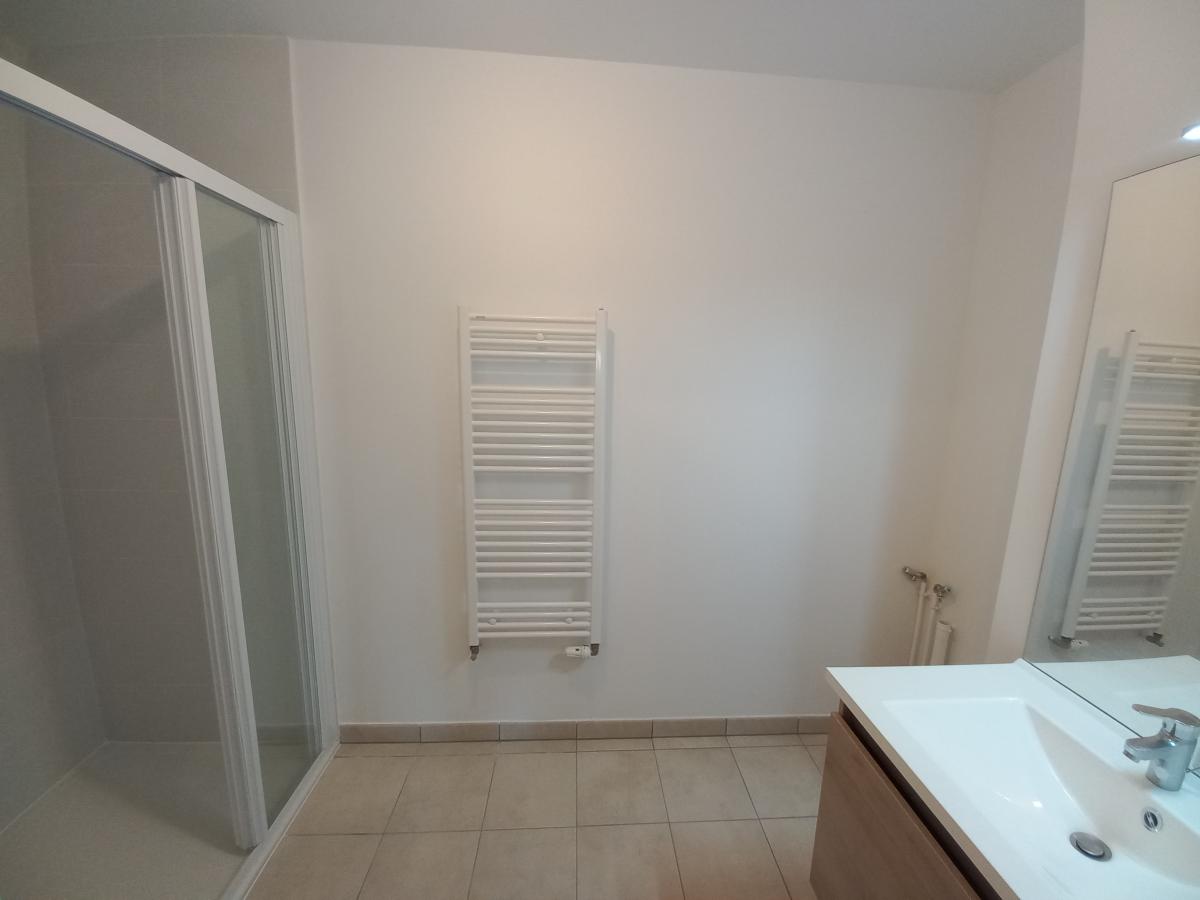 
																																							2 pièces - 
																																						6ème étage - 49m² - 819,59 € - Photo #5