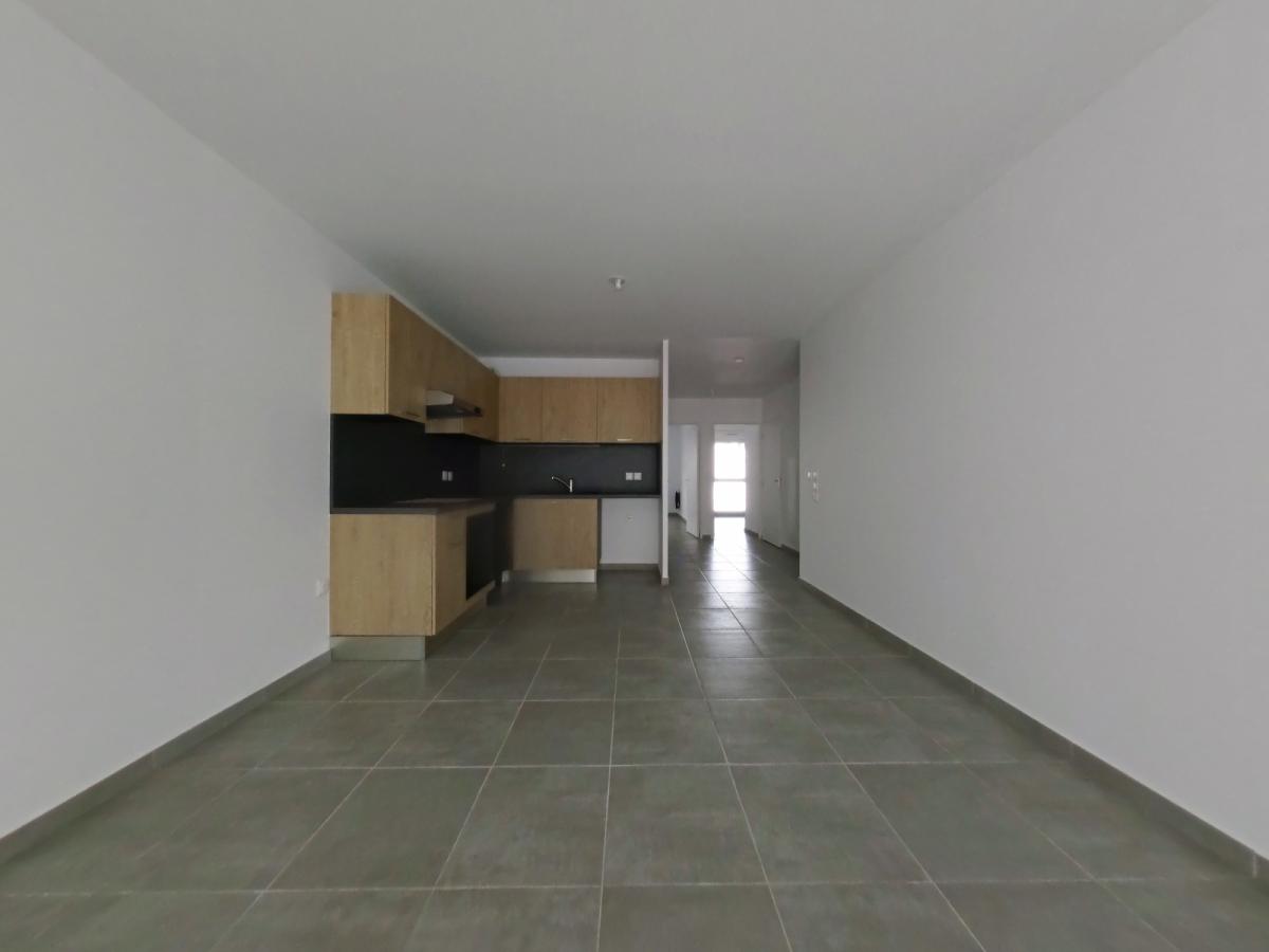 
																																							3 pièces - 
																																						2ème étage - 63m² - 1 221,97 € - Photo #3