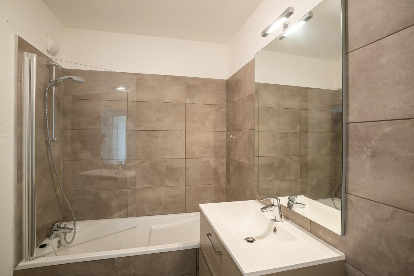 
																																							4 pièces - 
																																						2ème étage - 72m² - 837,08 € - Photo #1