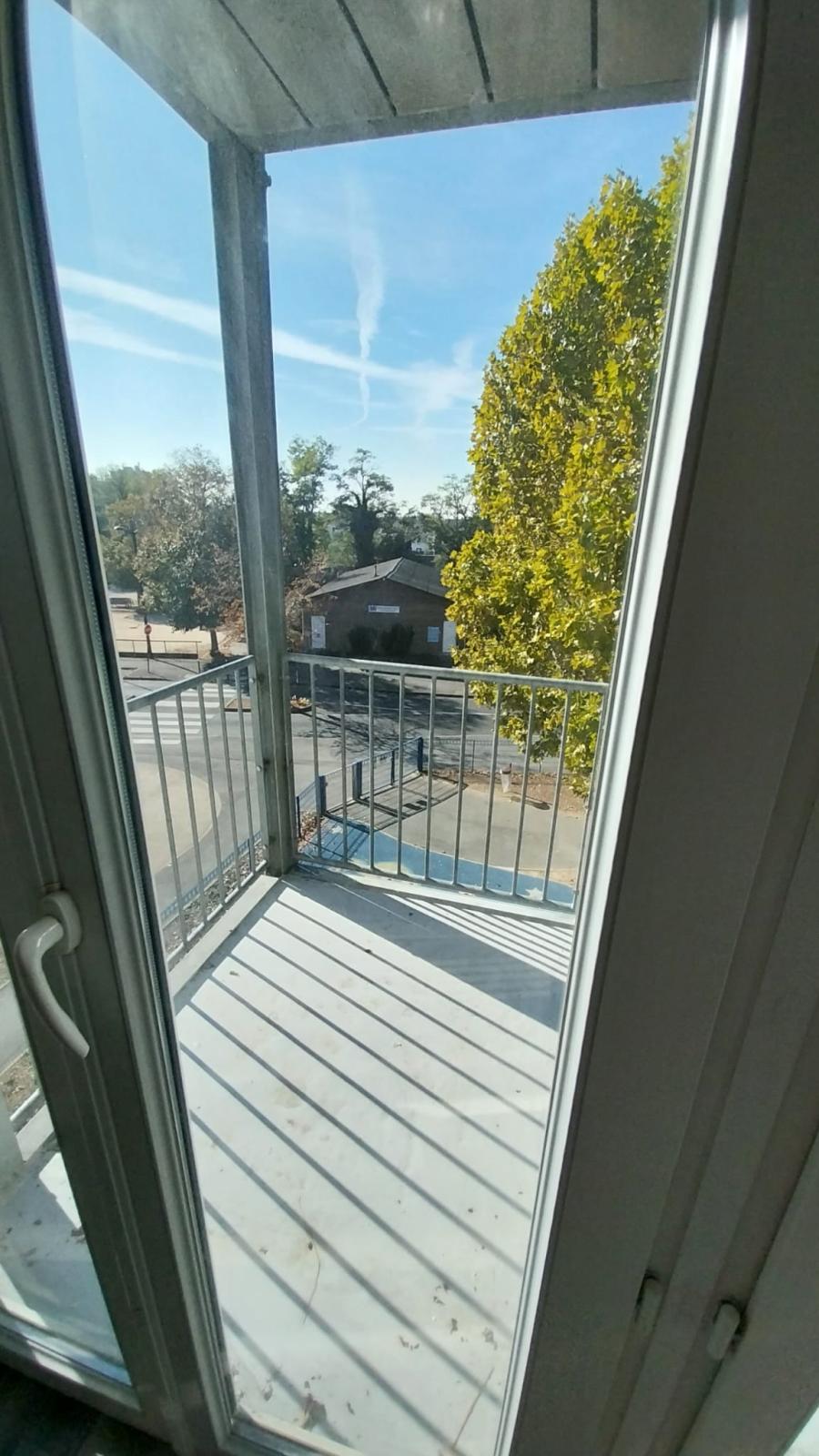 
																																							5 pièces - 
																																						2ème étage - 86m² - 169 000 € - Photo #1