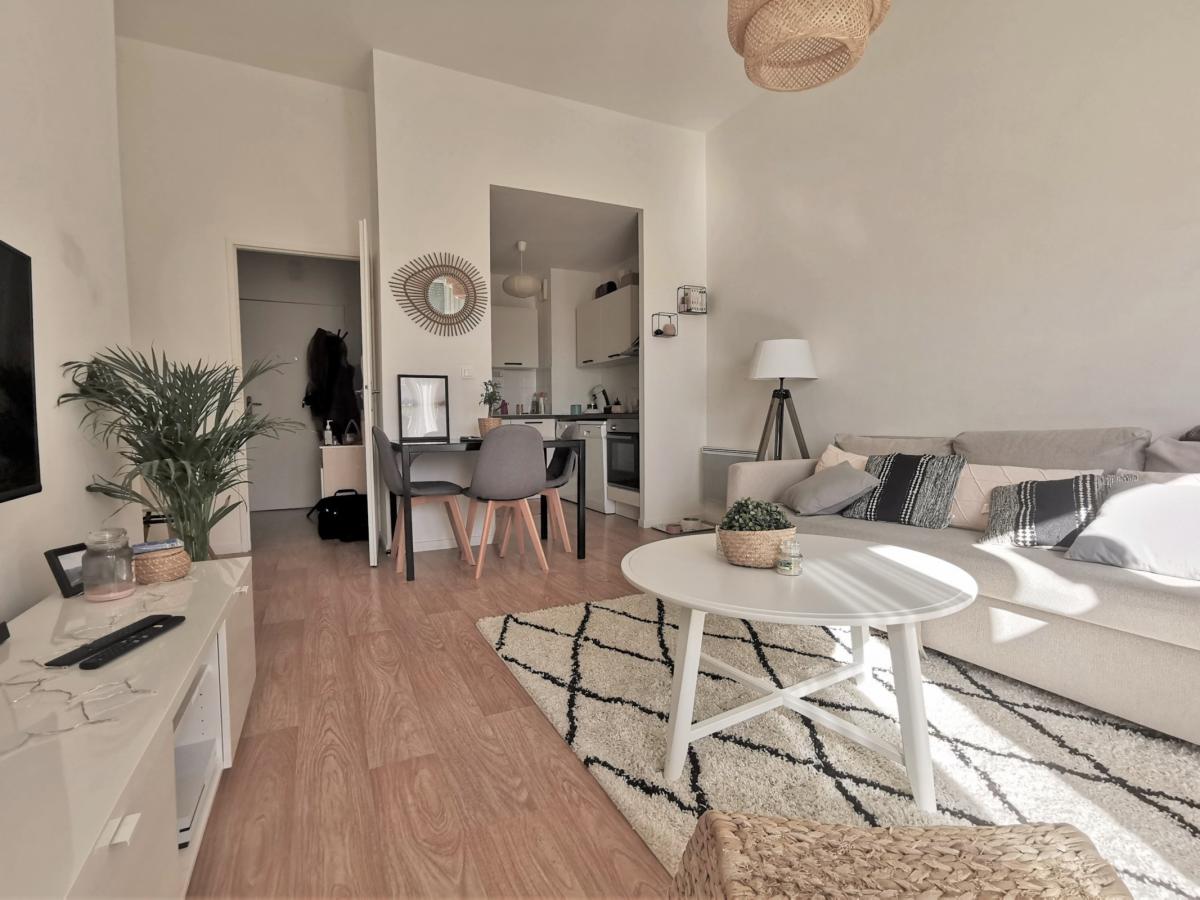 
																			2 pièces - 
																		RDC - 45m² - 572,82 € - Photo #0