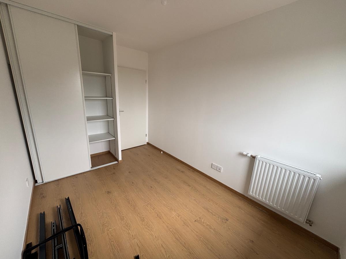 
																																							3 pièces - 
																																						3ème étage - 58m² - 696,13 € - Photo #6