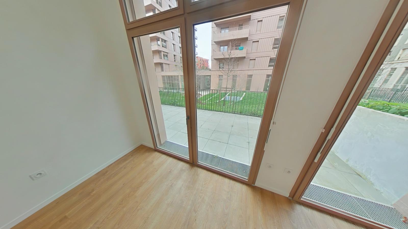 
																																							4 pièces - 
																																						RDC - 89m² - 1 799,17 € - Photo #4