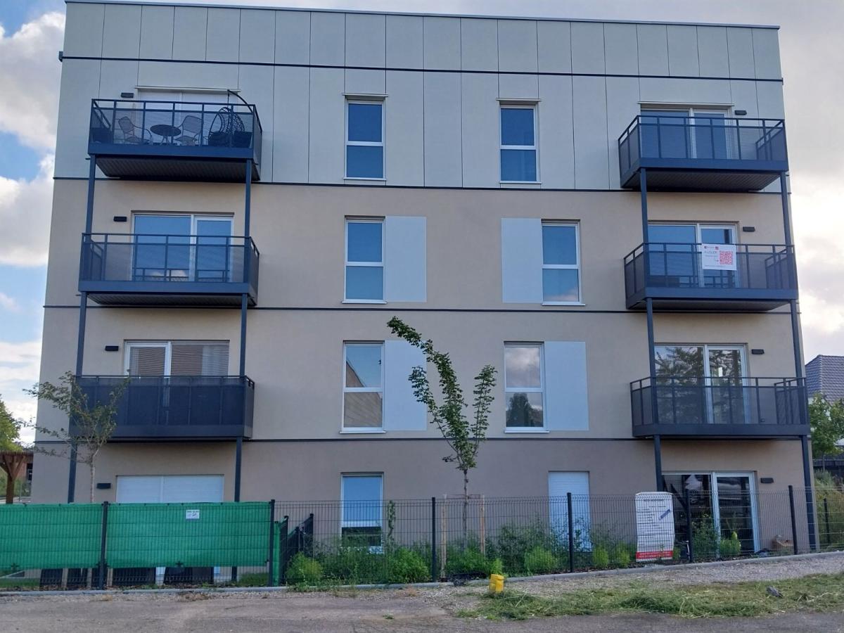 
																			4 pièces - 
																		2ème étage - 93m² - 1 216,73 € - Photo #1