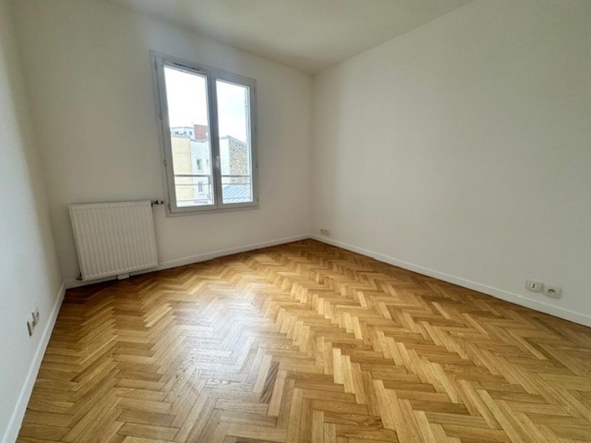
																			3 pièces - 
																		4ème étage - 67m² - 1 301,21 € - Photo #3