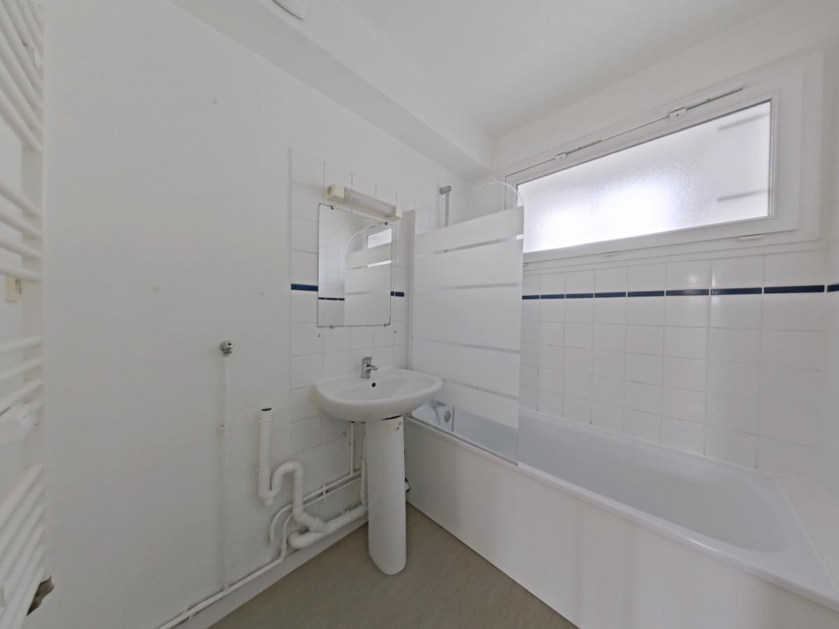 5 pièces - 1er étage - 89m² - 1 031,94 € - Photo #4