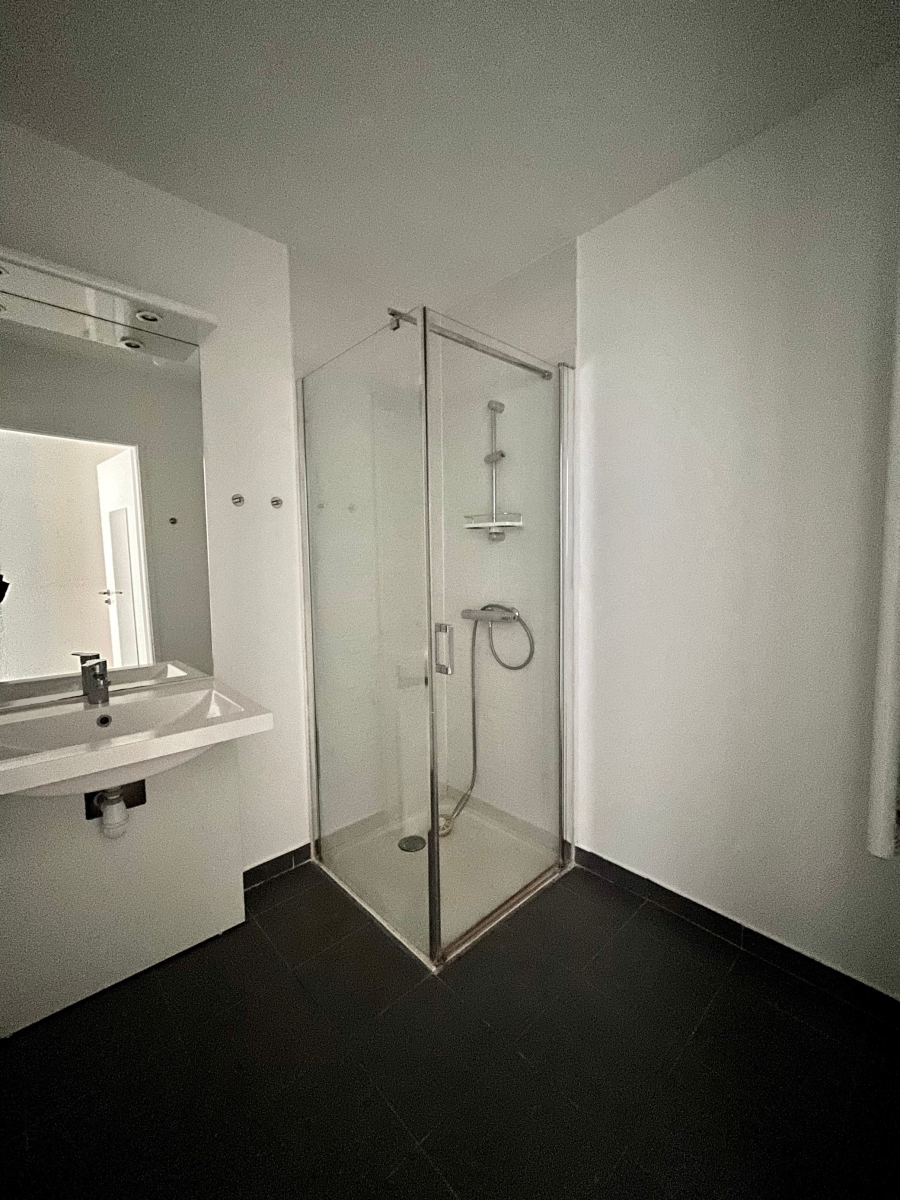 
																																							3 pièces - 
																																						2ème étage - 56m² - 1 227,36 € - Photo #4