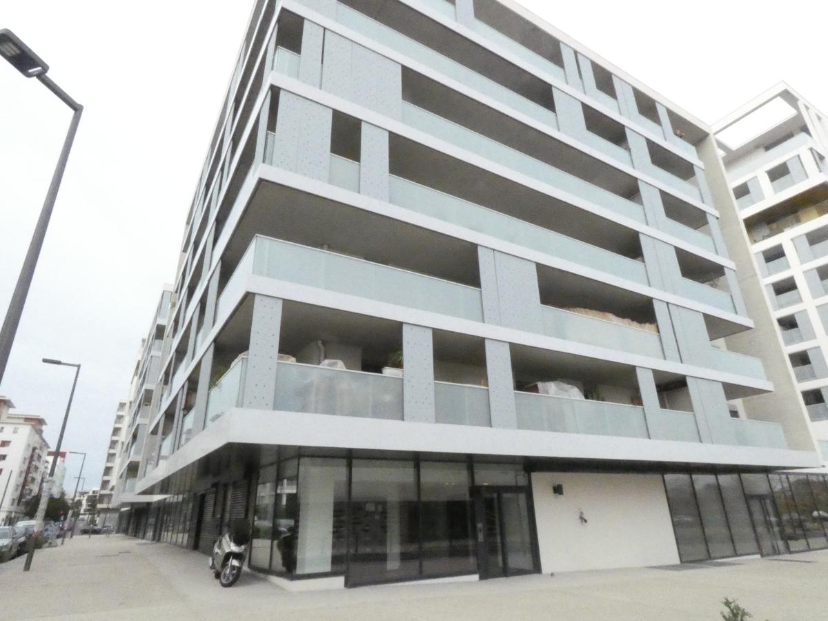 5 pièces - 5ème étage - 132m² - 1 906,55 € - Photo #0