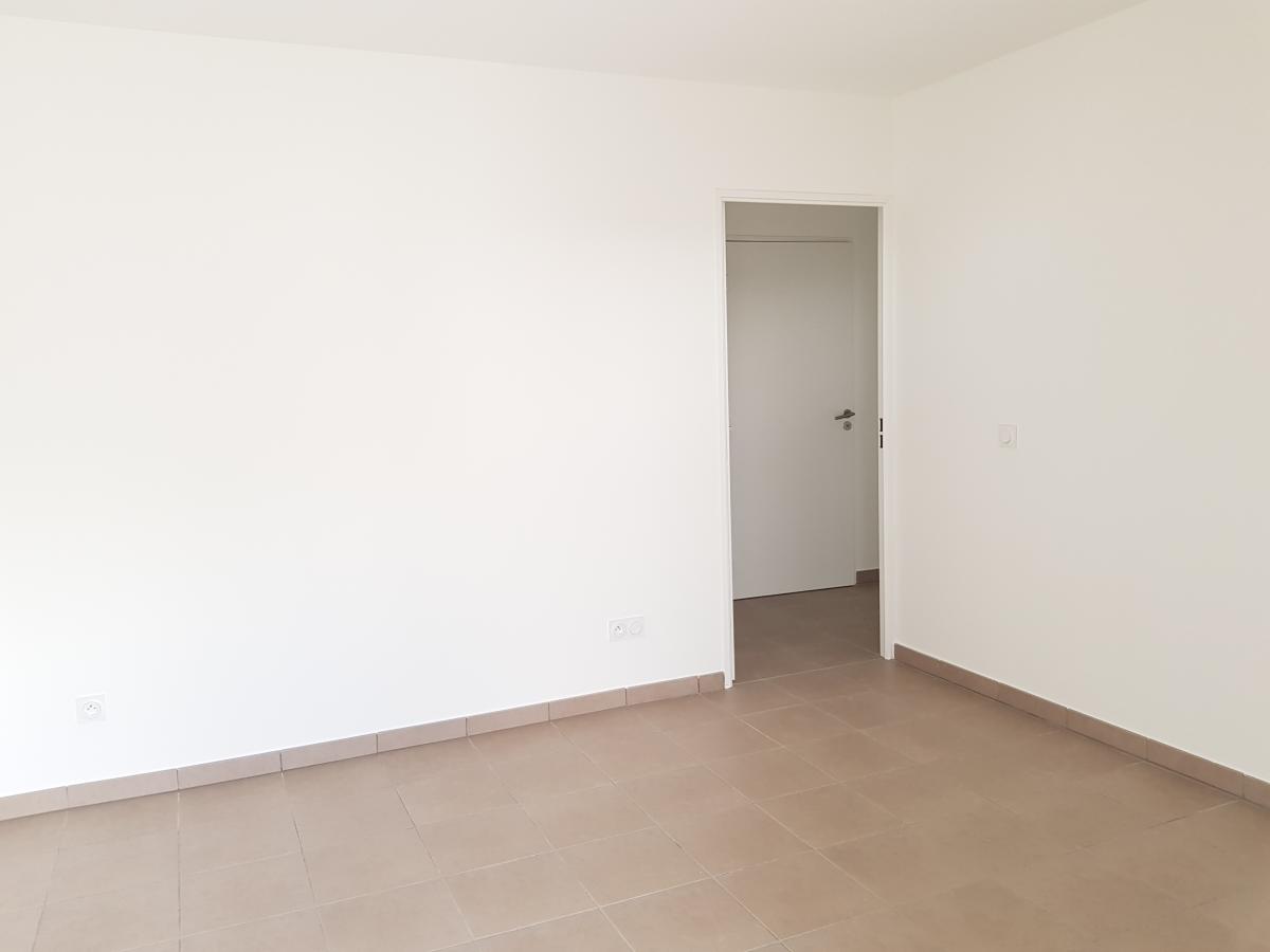 3 pièces - RDC - 63m² - 961,58 € - Photo #0